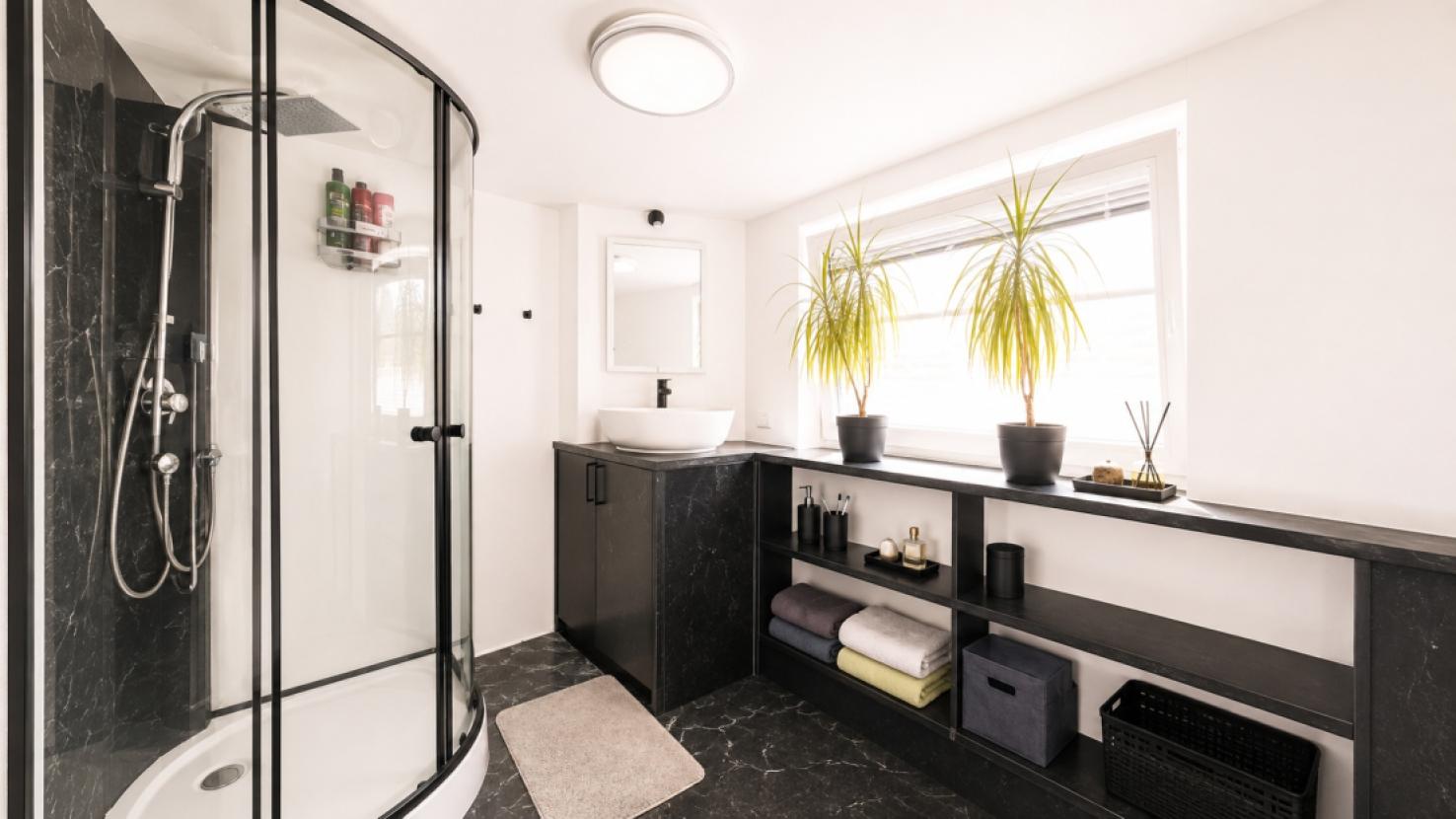 Badezimmer 1.OG