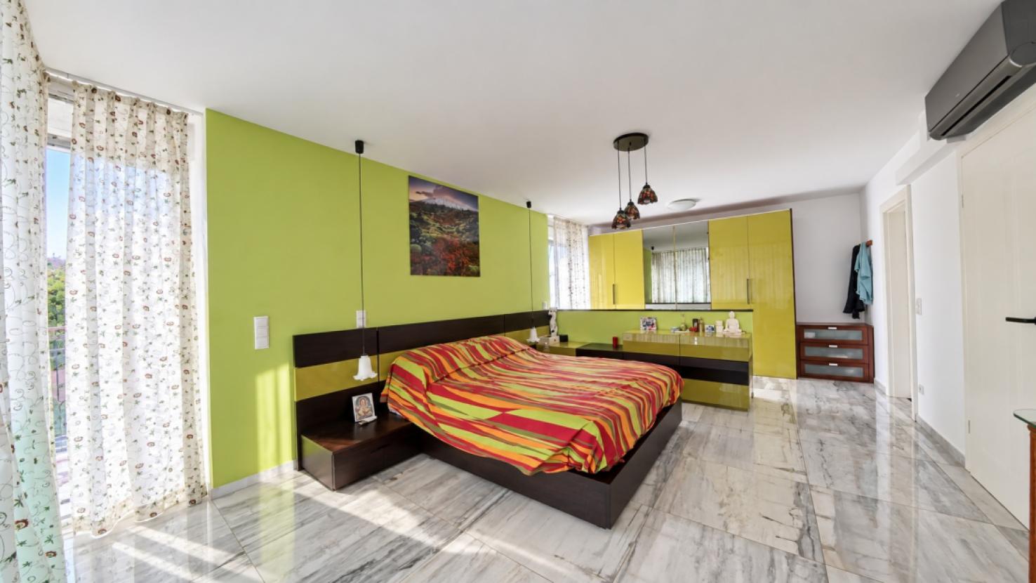 Schlafzimmer 2 OG