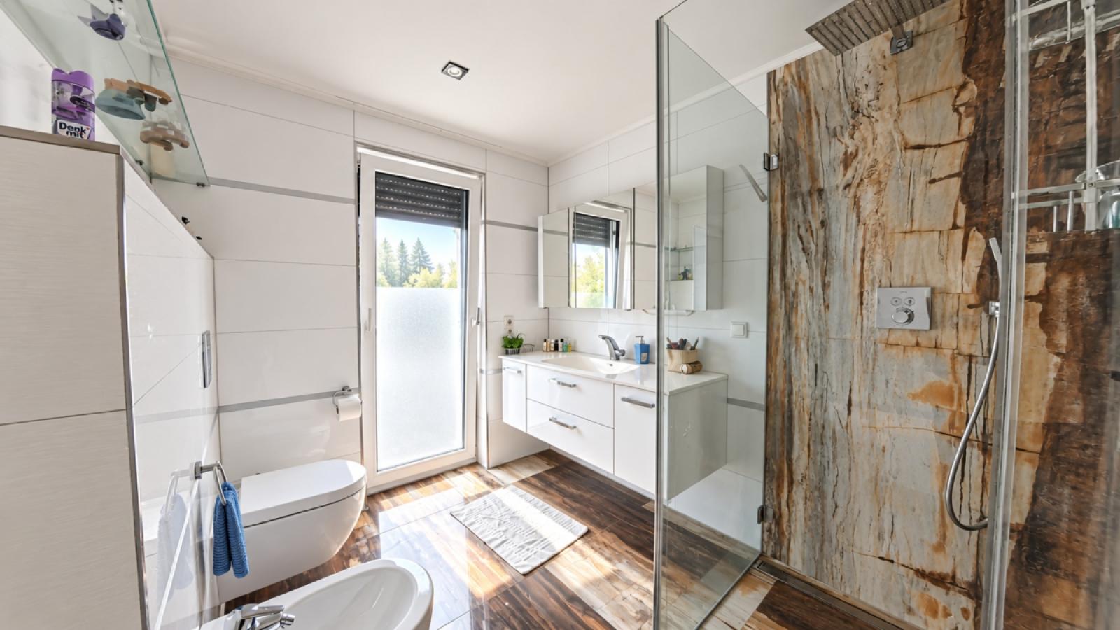 Badezimmer 3 OG