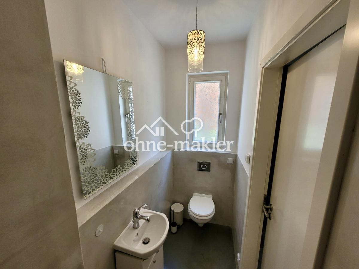 Badezimmer Erdgeschoss I