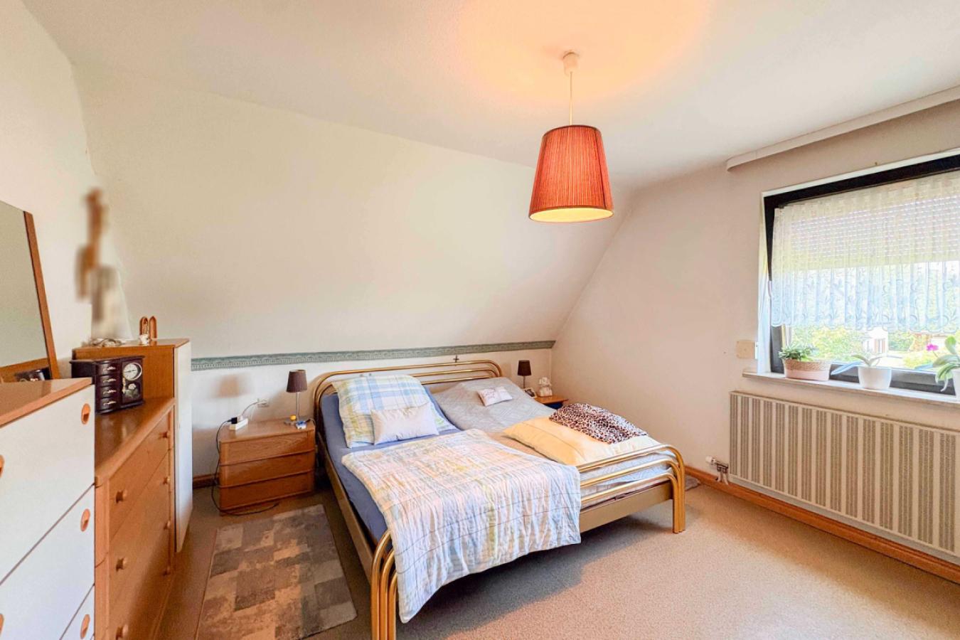 Schlafzimmer 1.OG