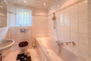 Badezimmer EG