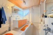 Badezimmer Ansicht 01