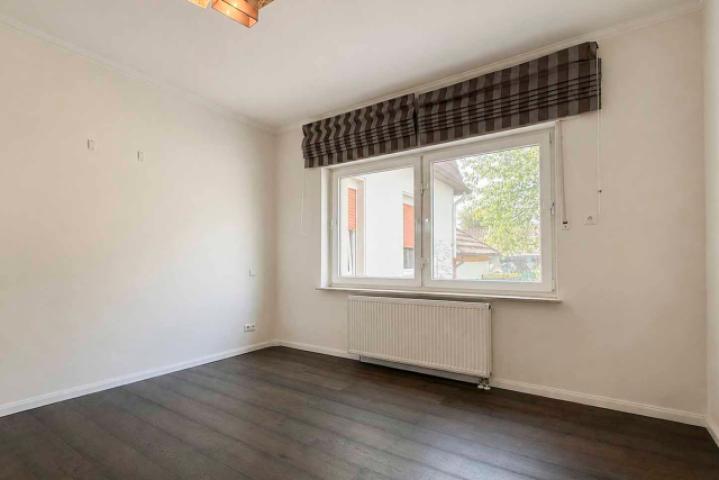 Schlafzimmer EG rechts