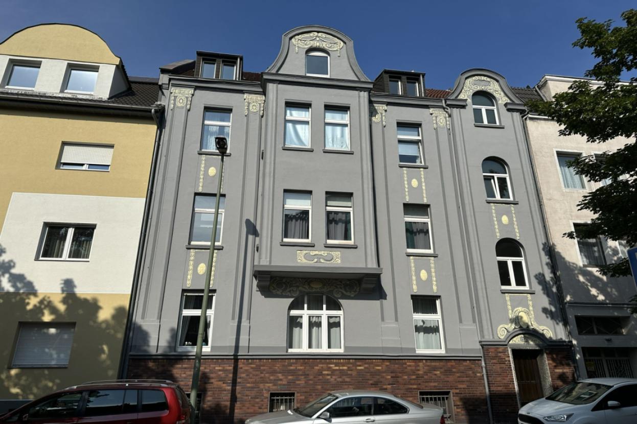 Haus1