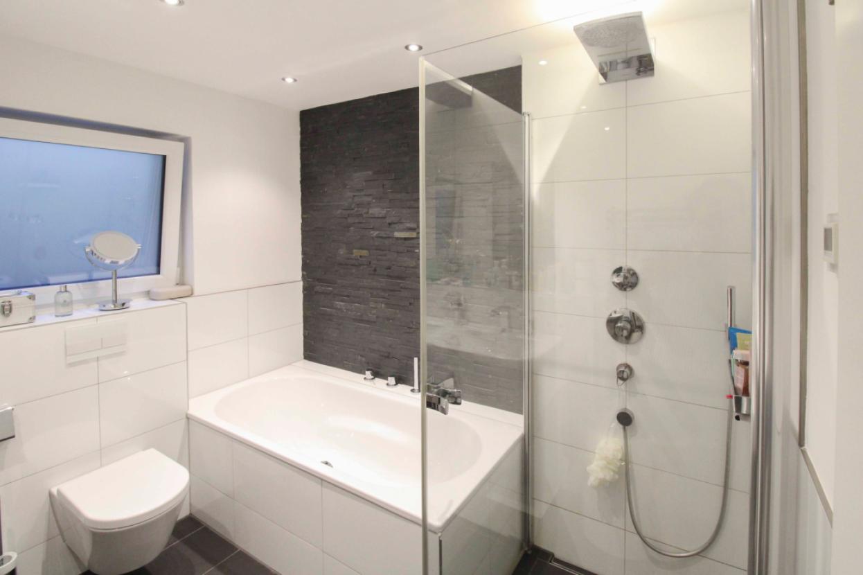 Wanne + Dusche