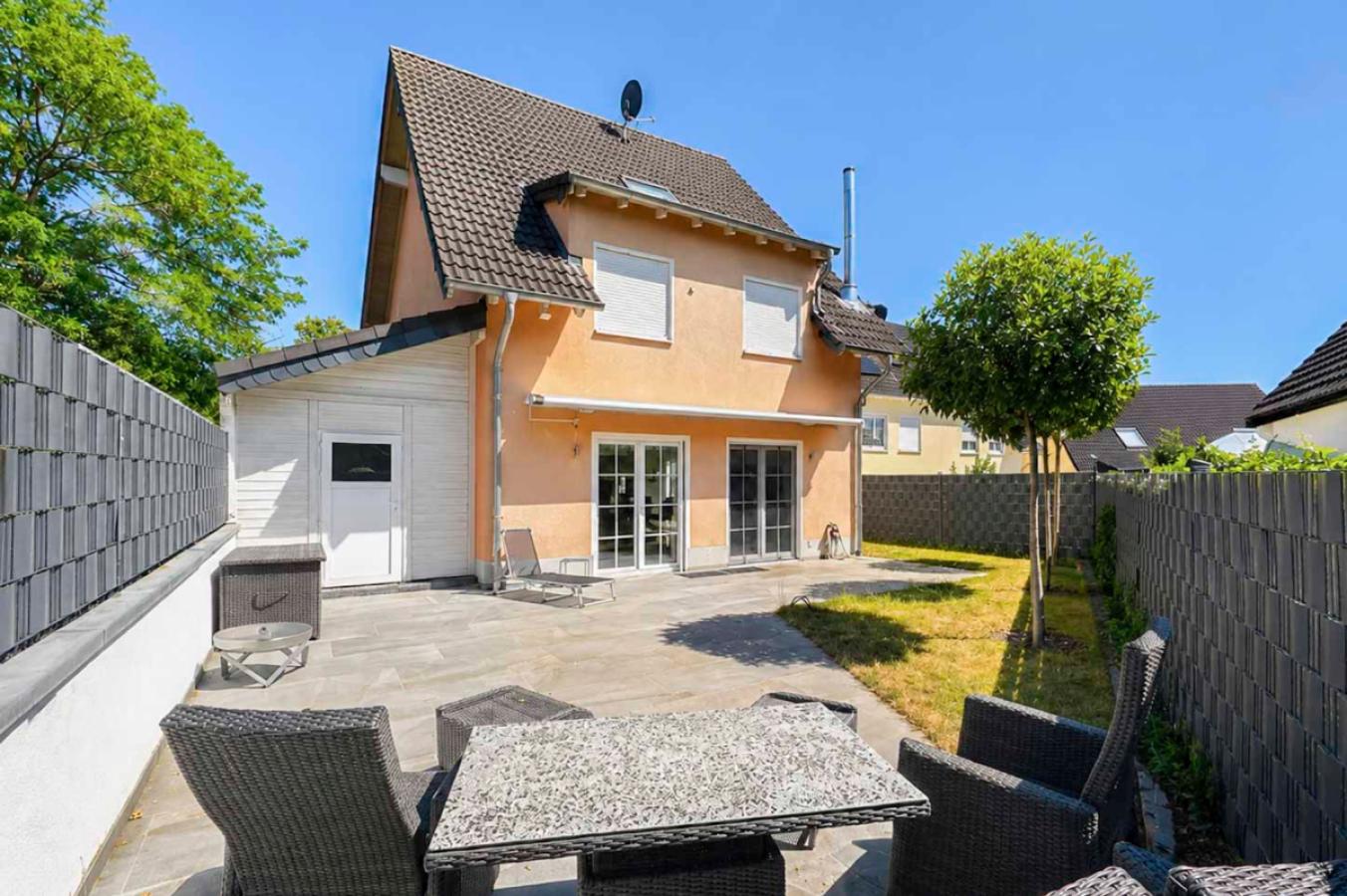 Garten-Ansicht-West