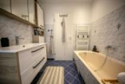 Badezimmer 1