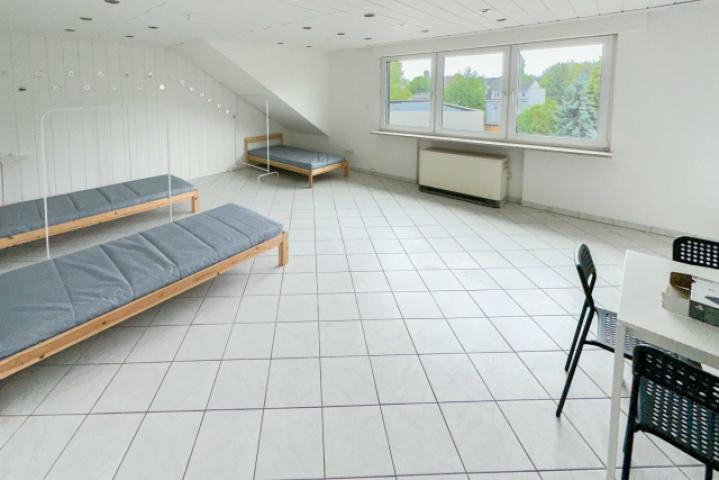 Wohnzimmer/Schlafzimmer 1