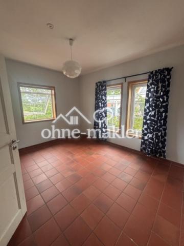 Schlafzimmer/ Büro EG