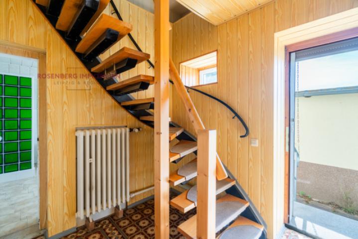 Immobilie in Leisnig zu verkaufen_Treppenhaus