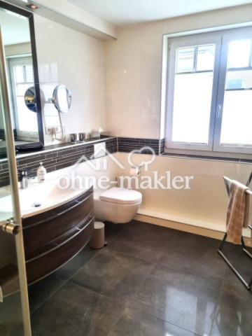 großes Duschbad