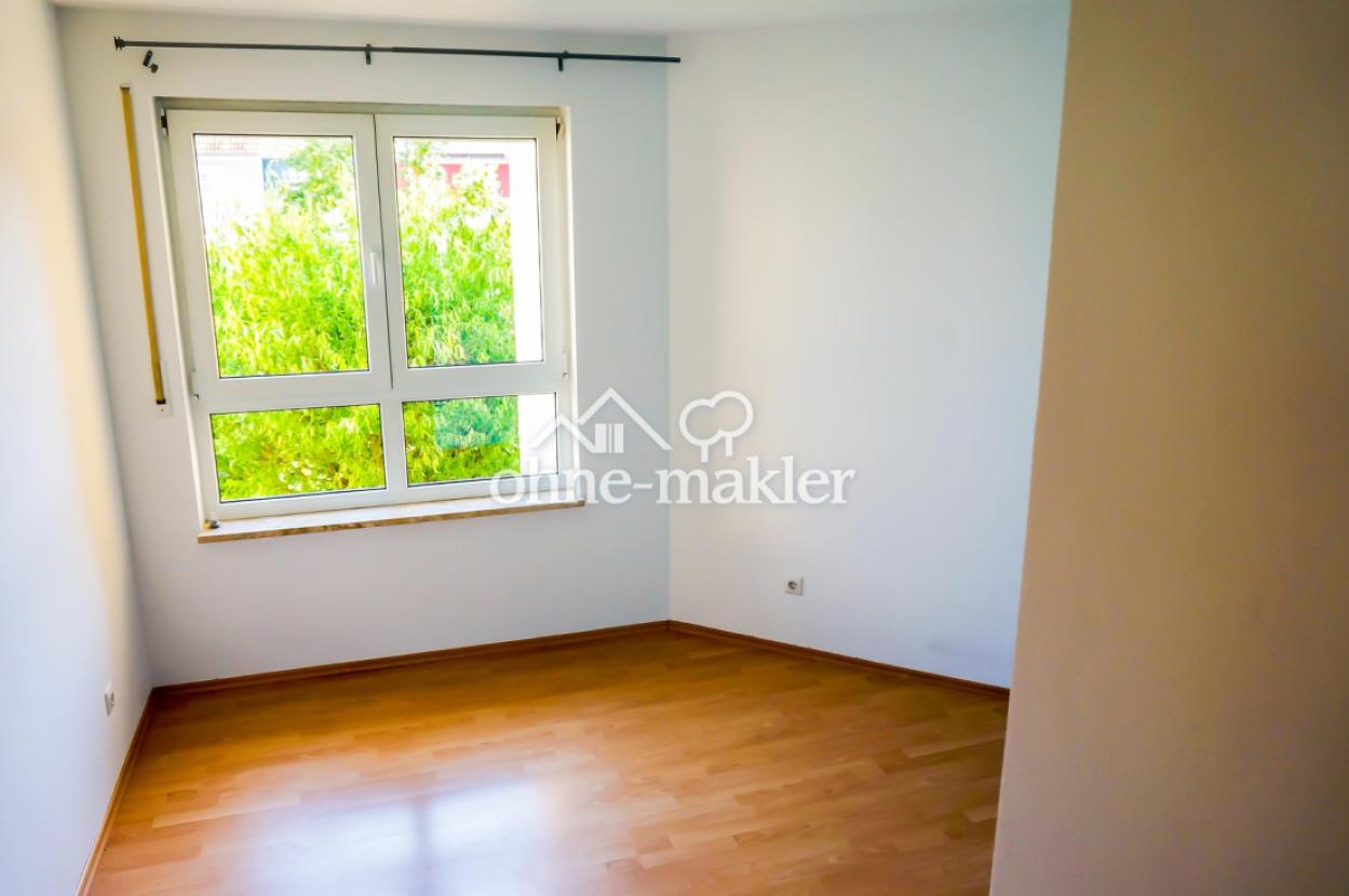 Kinder-/Arbeitszimmer