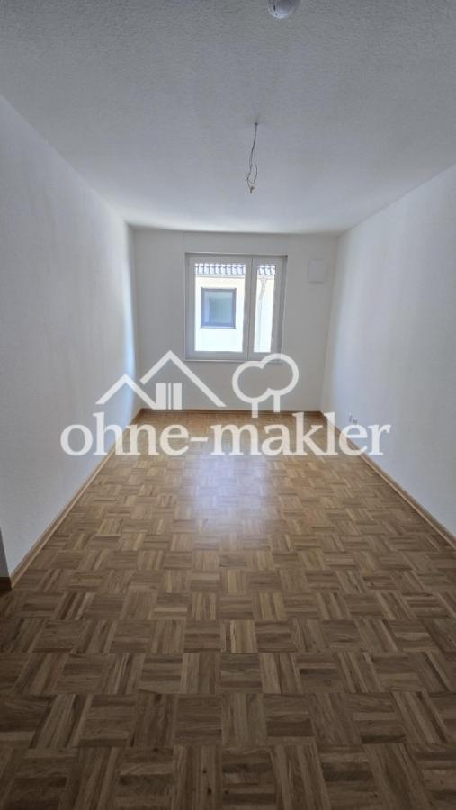 Zimmer 3 1.OG zum Weg