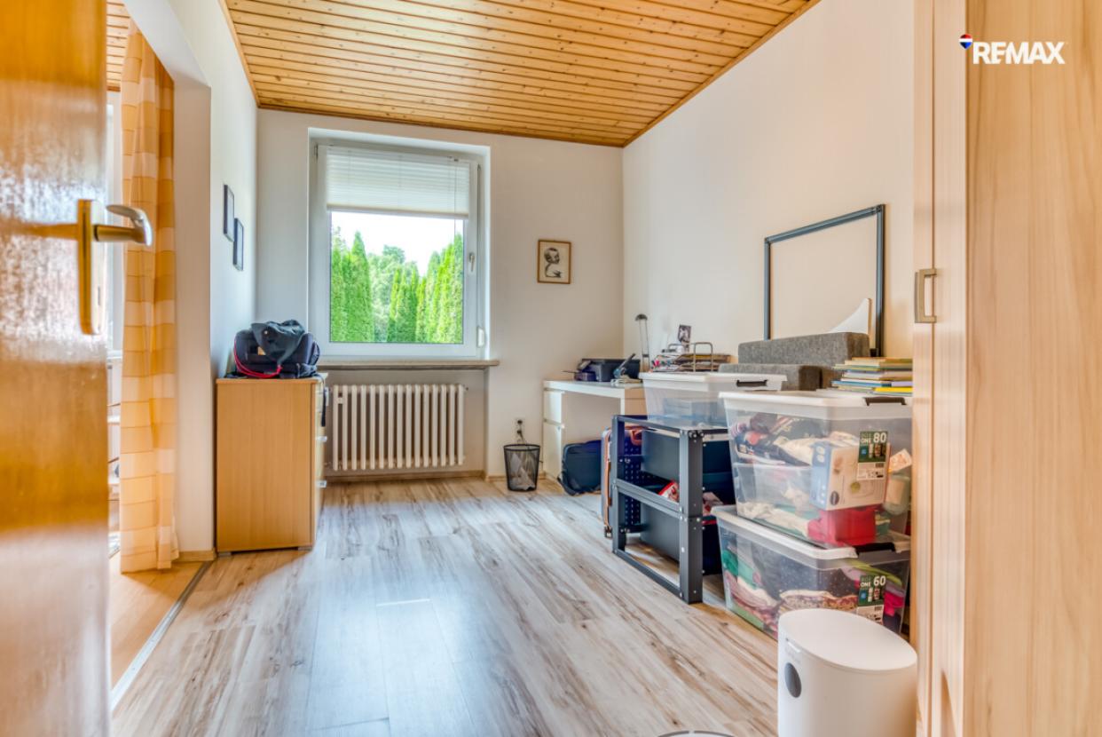 EG Zimmer 5