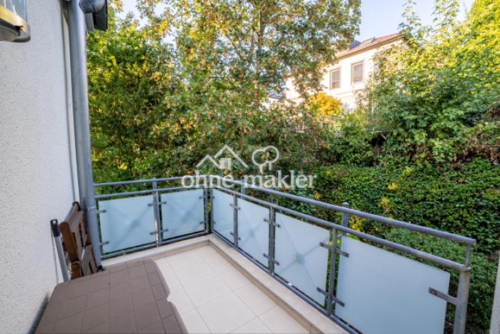 SZ 2 Bild 2 Balkon