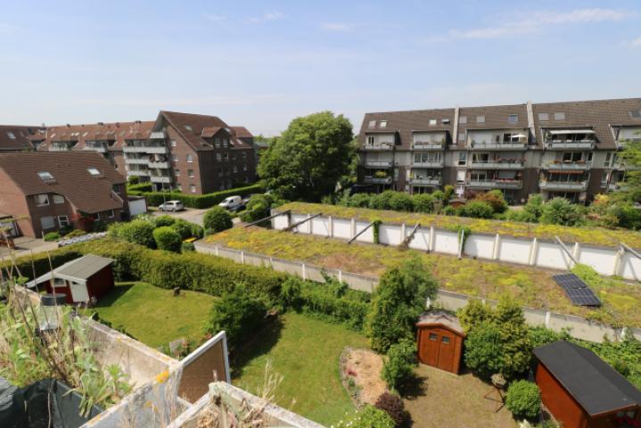 Ausblick vom Balkon (1)