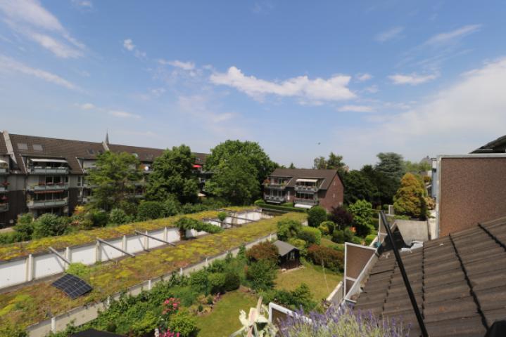 Ausblick vom Balkon (2)