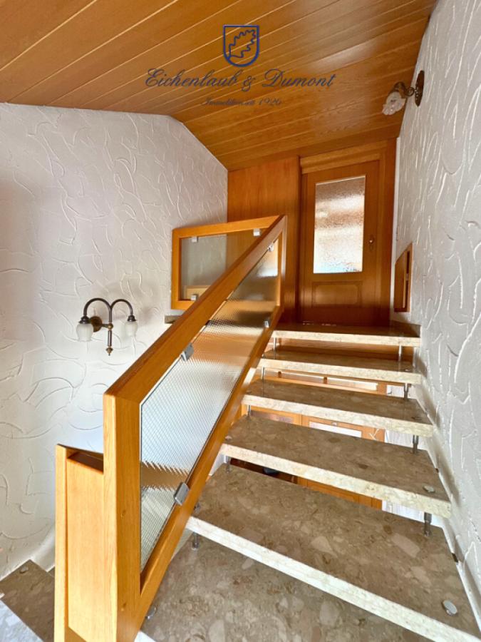Treppe zum DG