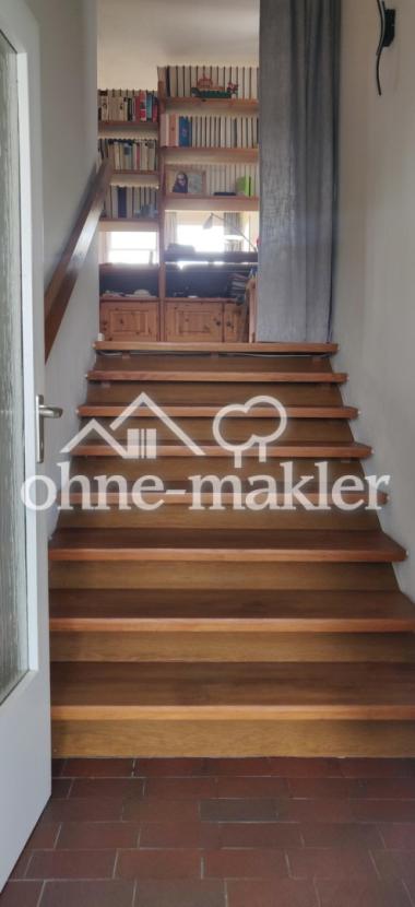 Treppe zur 2. Ebene