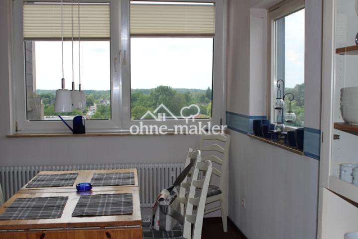 Blick Esszimmer zu 2 Seiten