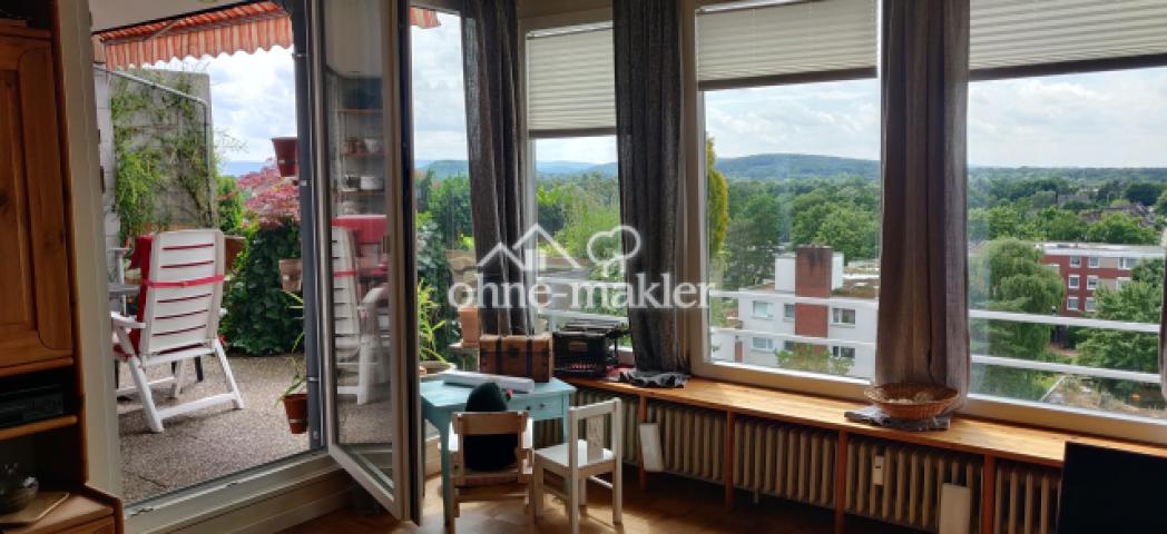 Blick Wohnzimmer auf Terrasse 
