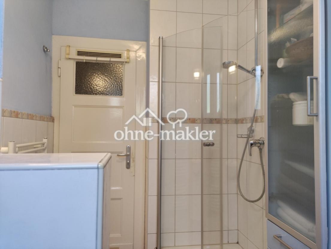 EG-Bad mit Dusche