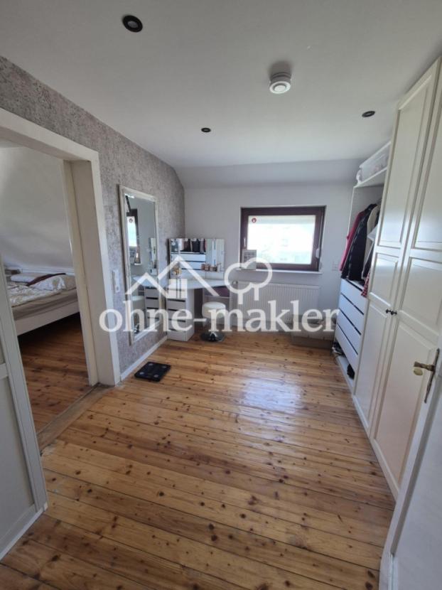Ankleidezimmer Wohnung OG