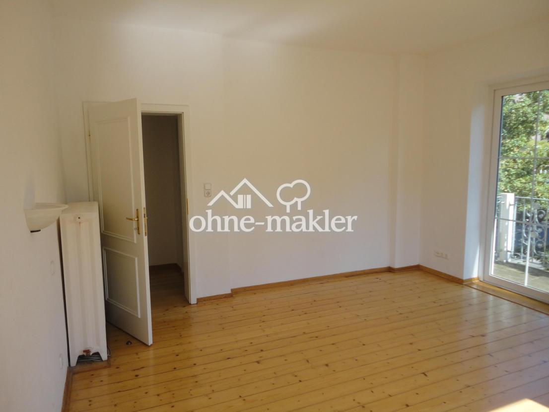 Schlafzimmer mit Balkon