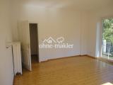 Schlafzimmer mit Balkon