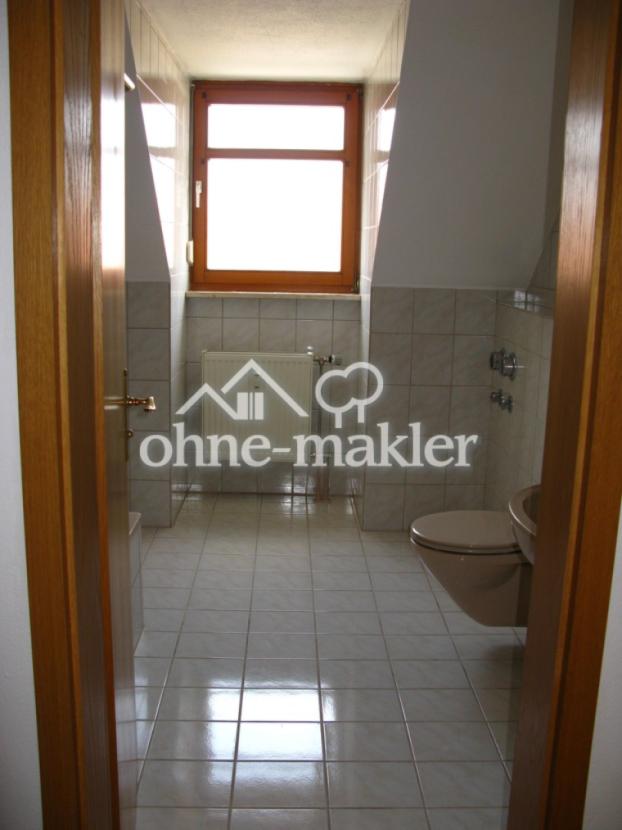Badezimmer mit Fenster