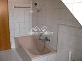 Badezimmer mit Wanne