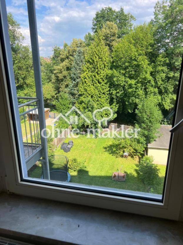 Blick aus Schlafzimmer 1