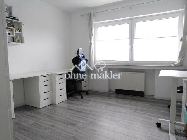 Büro Sanierung AI