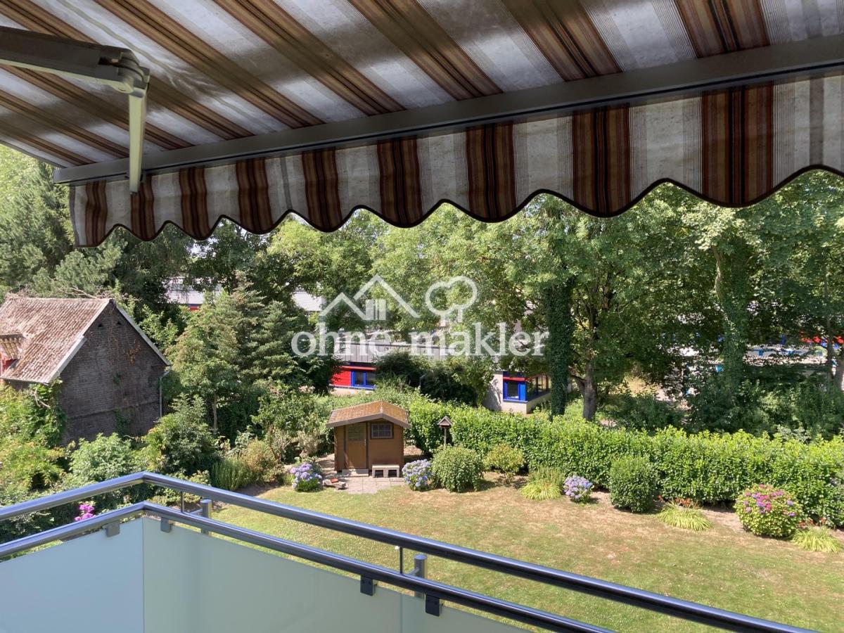 Balkon mit Markise