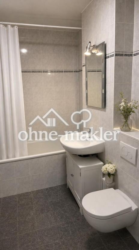 Großes Badezimmer