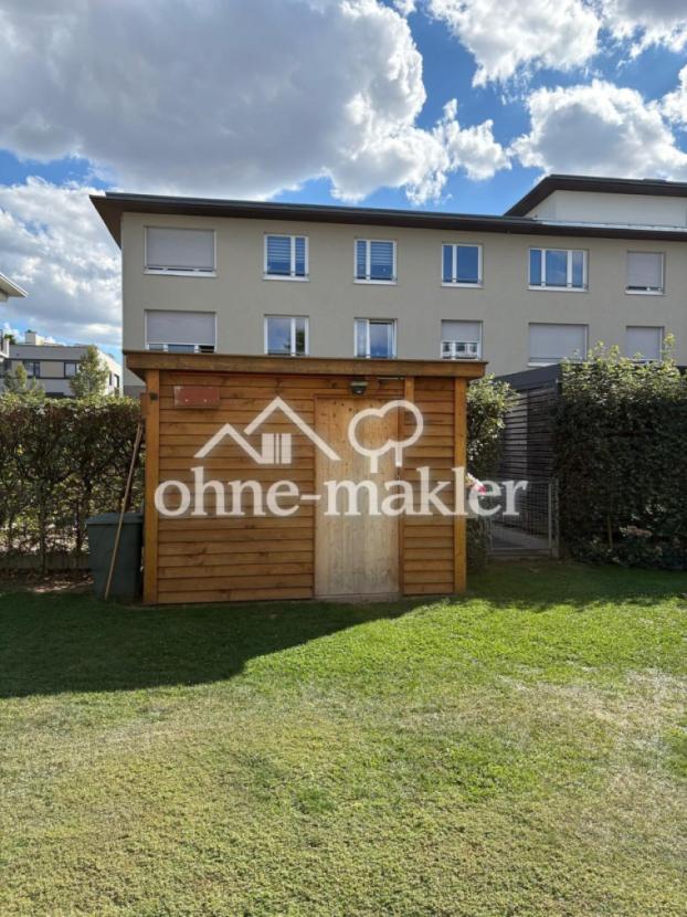 Garten mit Häuschen