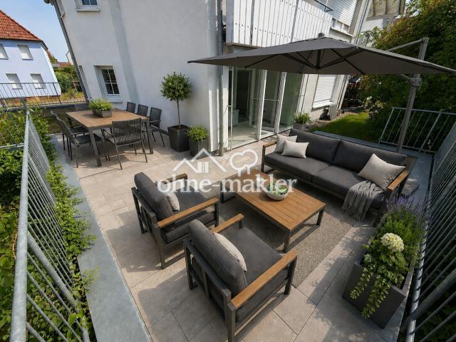 Terrasse (mit KI möbliert)