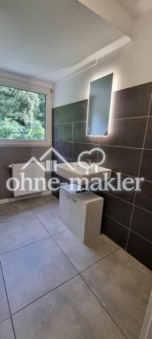 Weiteres Badezimmer (WC) oben