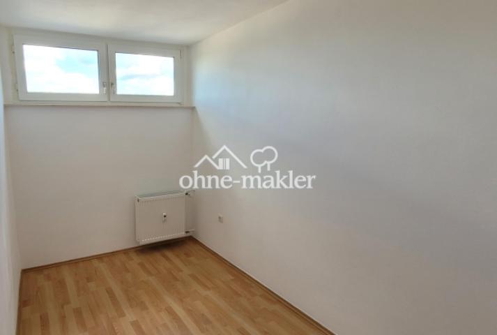 Kinder-/Arbeitszimmer