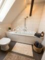 Badezimmer möbliert2