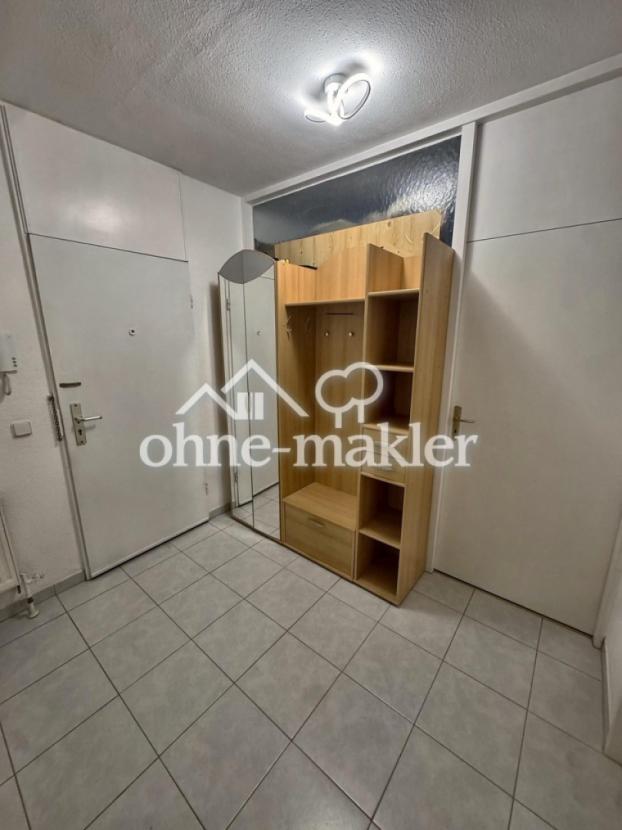 Flur mit Einbauschrank