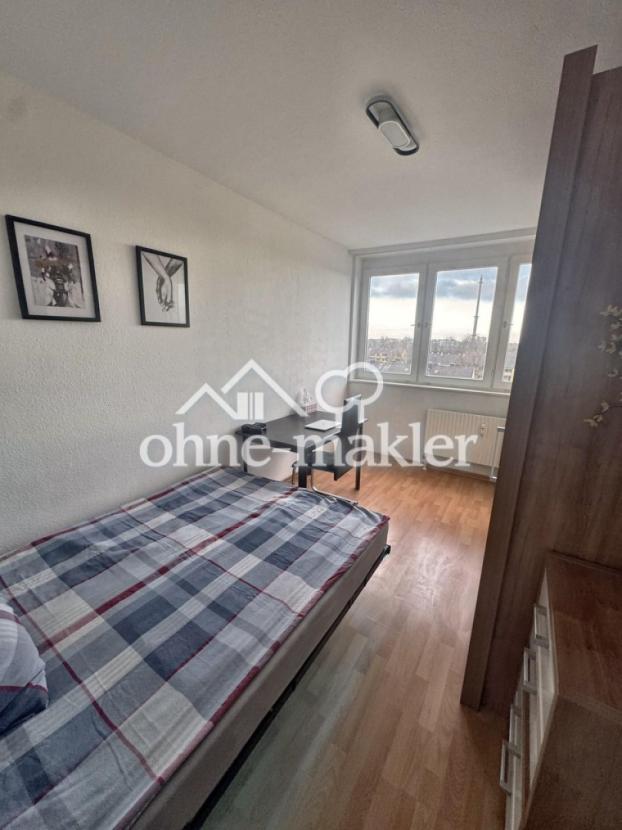 Schlafzimmer klein Bett