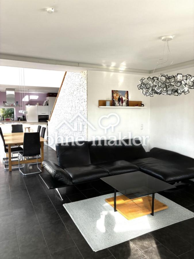 Wohnzimmer / Essbereich