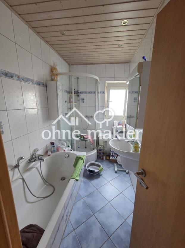 Badezimmer EG
