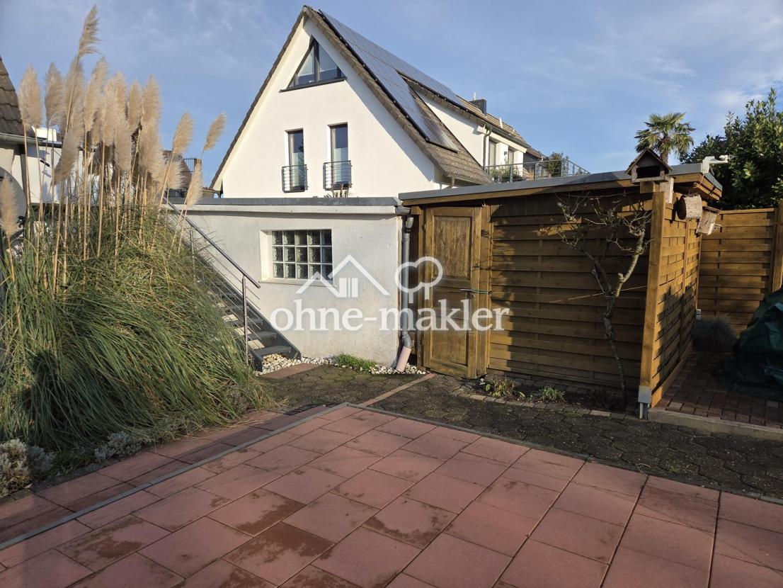 Gartenschuppen und Garage 