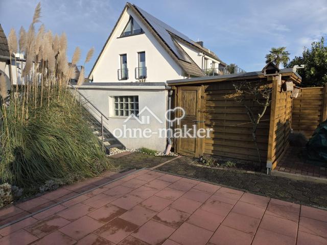 Gartenschuppen und Garage 