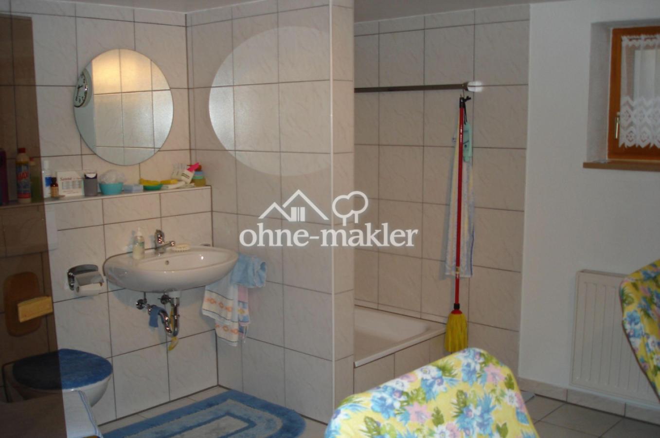 Keller mit Dusche, WC
