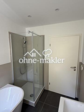 Badezimmer EG NEU Hauptwohnung