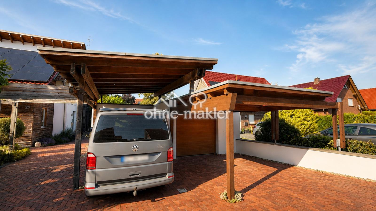 2 Carport+Garage/3 Stellplätze
